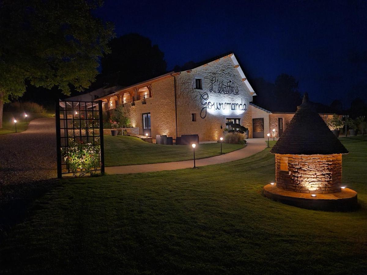 L'étable gourmande chambres d'hôtes et ferme auberge Aubas Exterior foto